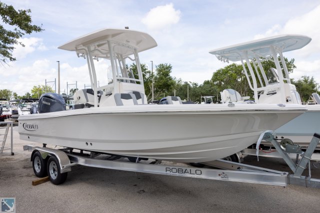 New 2024 Robalo for sale